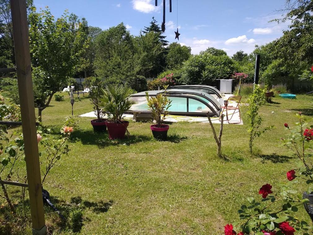 La Longere Des Gillettes Bed & Breakfast Bezenet Exterior photo